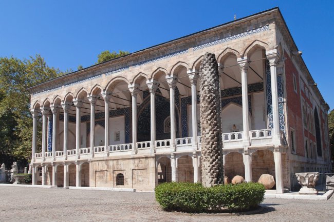 Çinili Köşk / Fatih (Topkapı Surileri – Gülhane)