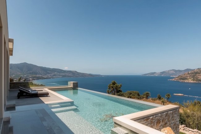 The Rising Value of Independent Living in Assos