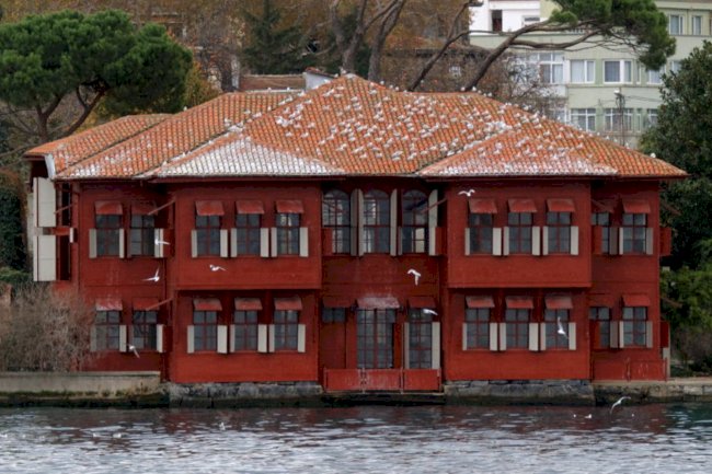 Sadullah Paşa Yalısı: Çengelköy’ün Tarihi Boğaziçi Yalısı