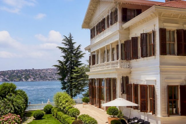 Selling a Mansion in Beşiktaş: The Strategic Importance of Reaching the Right Buyer.