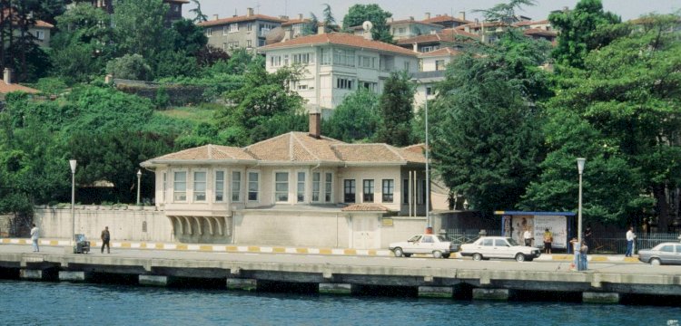 Şerifler Yalısı: Emirgan’da Türk Barok Mimarisiyle Boğaziçi’nin Tarihi Yalısı