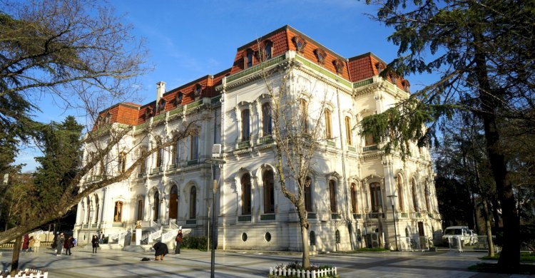 Adile Sultan Kasrı: Validebağ Korusu’nun Tarihi ve Mimari Mirası